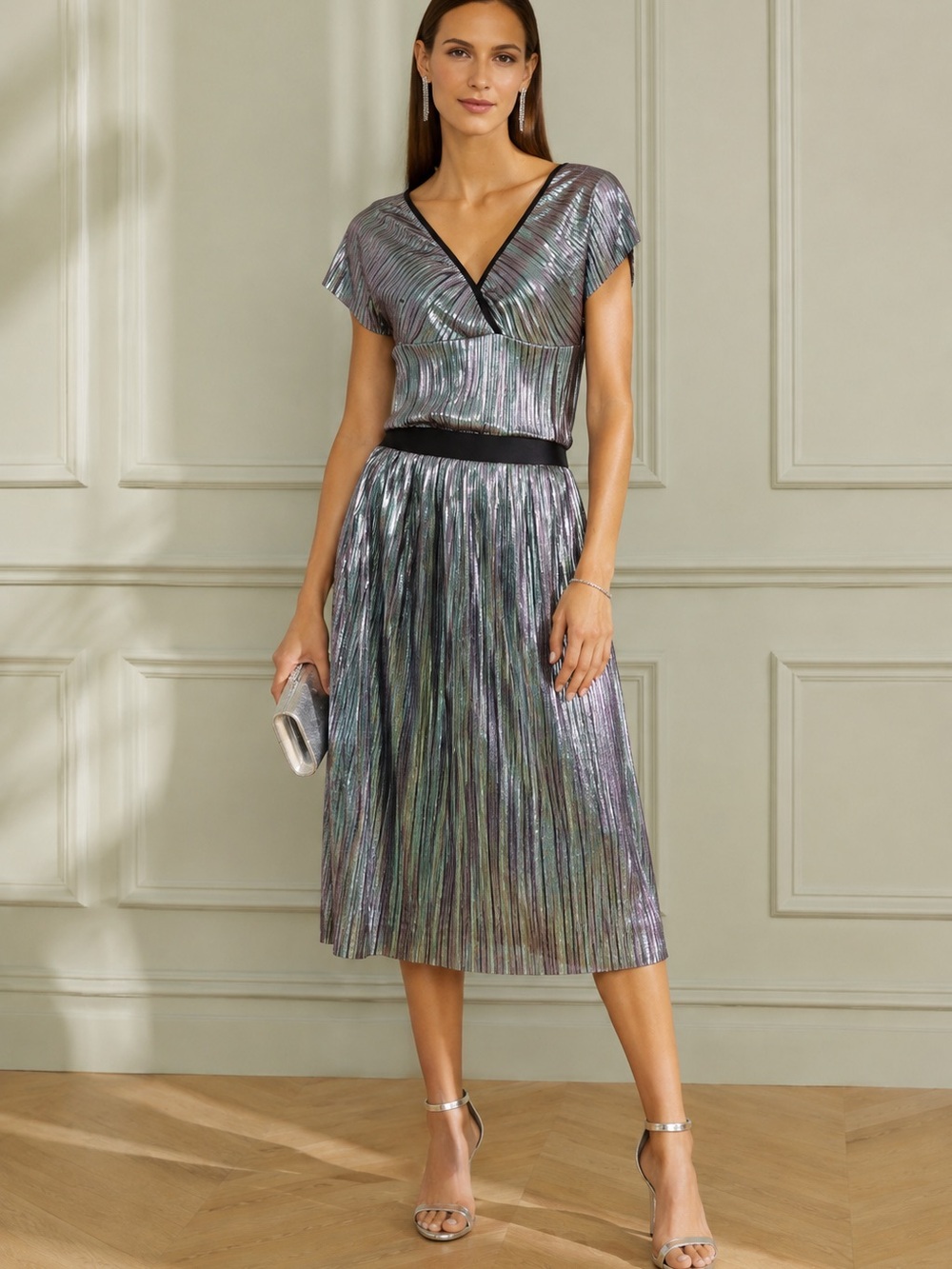 NWT Carlisle Plumeria Iridescent Pleated Top & Midi Skirt Set XS 8